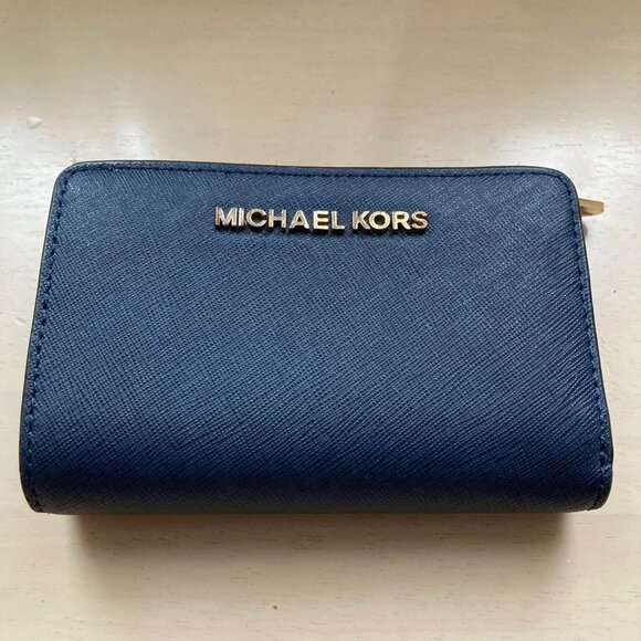 Michael Kors Navy Blue Leather Wristlet Wallet - Picture 1 of 5